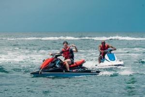 帕尔默度假骑摩托艇：我的故乡，圣基茨和尼维斯