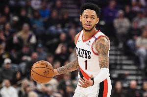 记者：绿军上周与灰熊有所交流 他们可能在寻求交易A-西蒙斯&尼昂