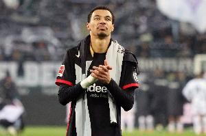 记者：利物浦敲定引进埃基蒂克的交易，巴黎将获20%的转会分成