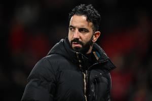 阿莫林28场英超输了15场，是09年以来最快输15场的非升班马教练