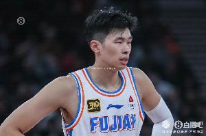 媒体人：福建先后续约邹阳和黎伊扬 明确了球队未来的基本框架