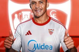 Here we go！罗马诺：36岁桑切斯免签塞维利亚，时隔11年重返西甲