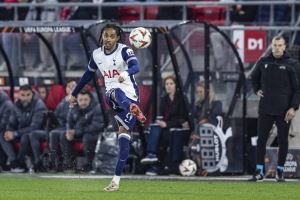 斯彭斯曾赛后忽视弗兰克,图赫尔:不喜欢这样,国脚应有行为标准